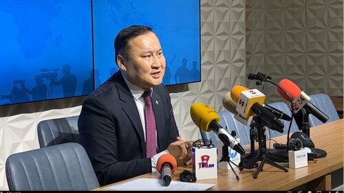 Ц.Батболд:Ч.Хүрэлбаатар гишүүний тангарагаасаа няцаж, улсын эв нэгдлийг бусниулж байна